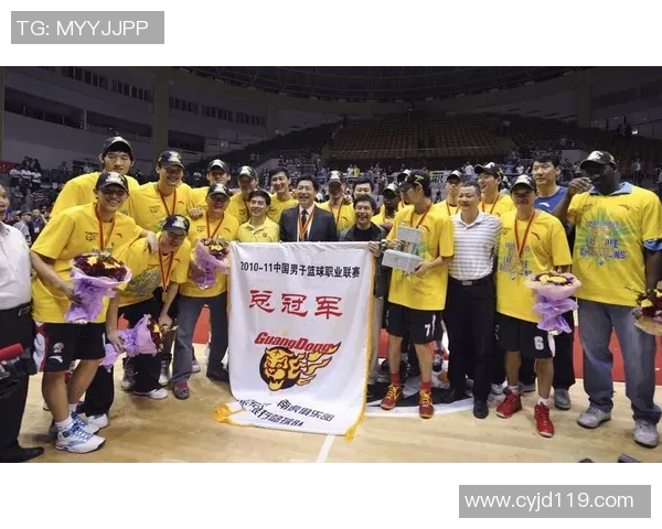 南京篮球队精英赛之路:从默默无闻到辉煌崛起的奋斗故事 南京篮球队精英赛之路:从默默无闻到辉煌崛起的奋斗故事