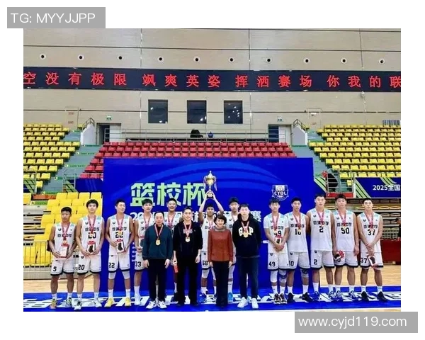 上海篮球队以92分高居世锦赛积分榜首位展现强劲实力 上海篮球队以92分高居世锦赛积分榜首位展现强劲实力