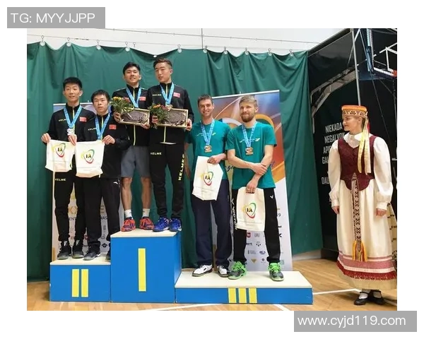 南京羽毛球队与广州羽毛球队赛后复盘分析双方状态与表现对比 南京羽毛球队与广州羽毛球队赛后复盘分析双方状态与表现对比