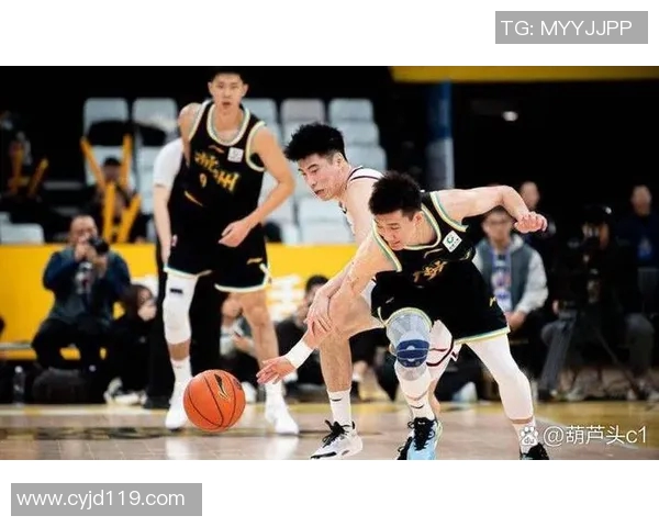 赛后分析:北京篮球队与成都篮球队的比赛节奏及其影响因素探讨 赛后分析:北京篮球队与成都篮球队的比赛节奏及其影响因素探讨