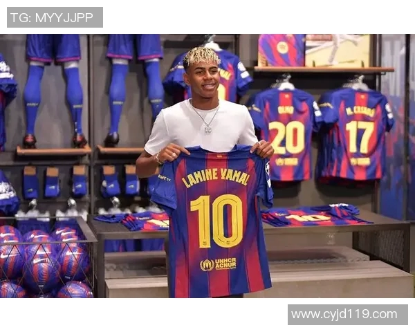 足球13号球衣的传奇故事与那些闪耀的足球明星们 足球13号球衣的传奇故事与那些闪耀的足球明星们