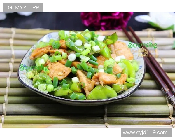 足球明星的营养餐单揭秘助力赛场表现的美味选择与健康搭配 足球明星的营养餐单揭秘助力赛场表现的美味选择与健康搭配