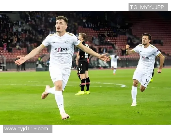 足球明星赛前精彩瞬间大揭秘展现他们的风采与激情 足球明星赛前精彩瞬间大揭秘展现他们的风采与激情